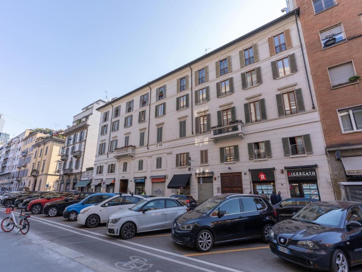 The Best Rent - Gorgeous Two-Bedroom Apartment In Porta Nuova District Μιλάνο Εξωτερικό φωτογραφία