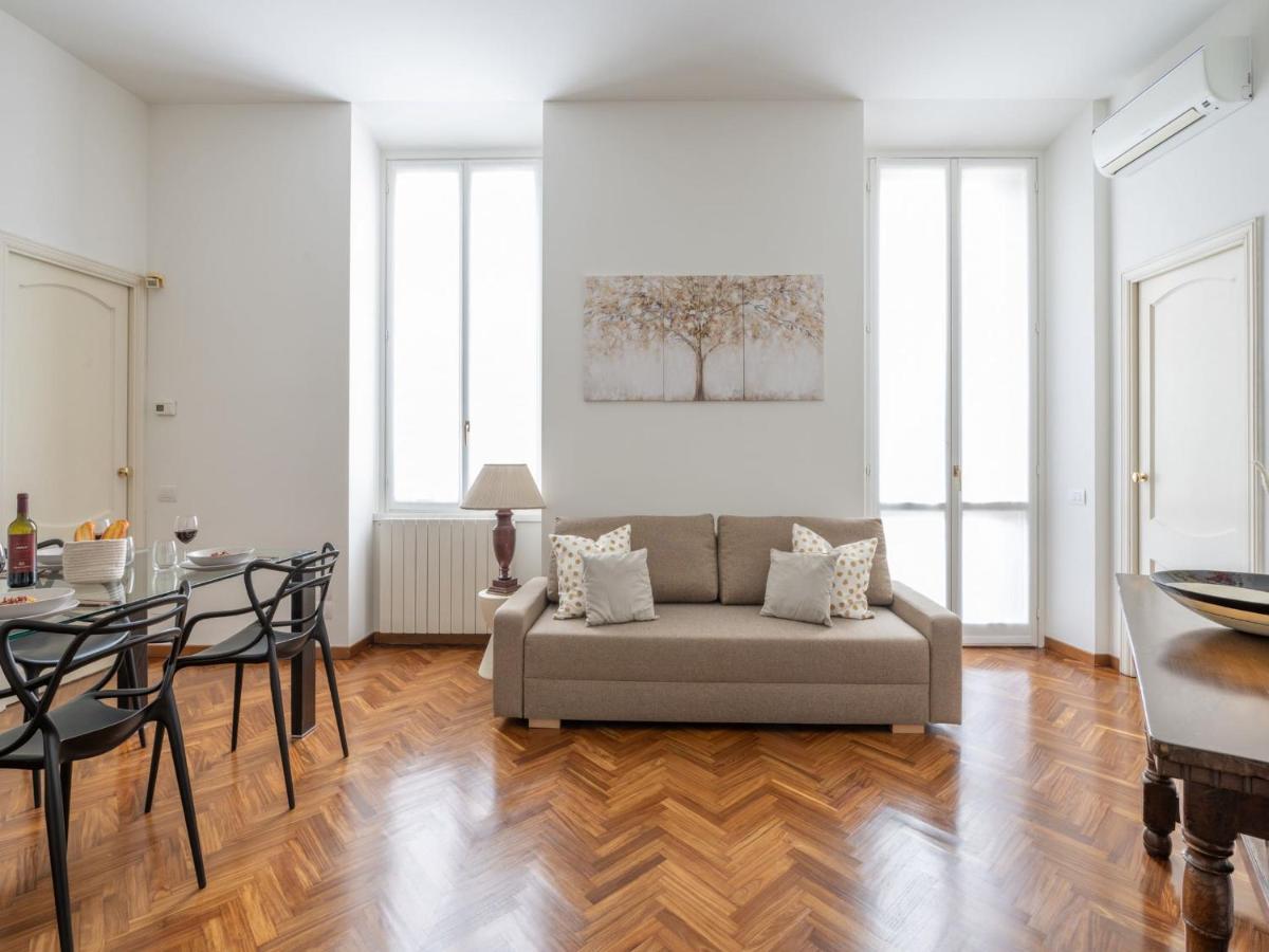 The Best Rent - Gorgeous Two-Bedroom Apartment In Porta Nuova District Μιλάνο Εξωτερικό φωτογραφία