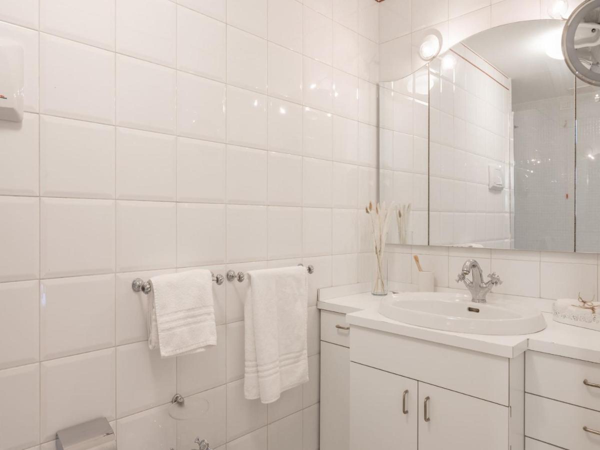 The Best Rent - Gorgeous Two-Bedroom Apartment In Porta Nuova District Μιλάνο Εξωτερικό φωτογραφία