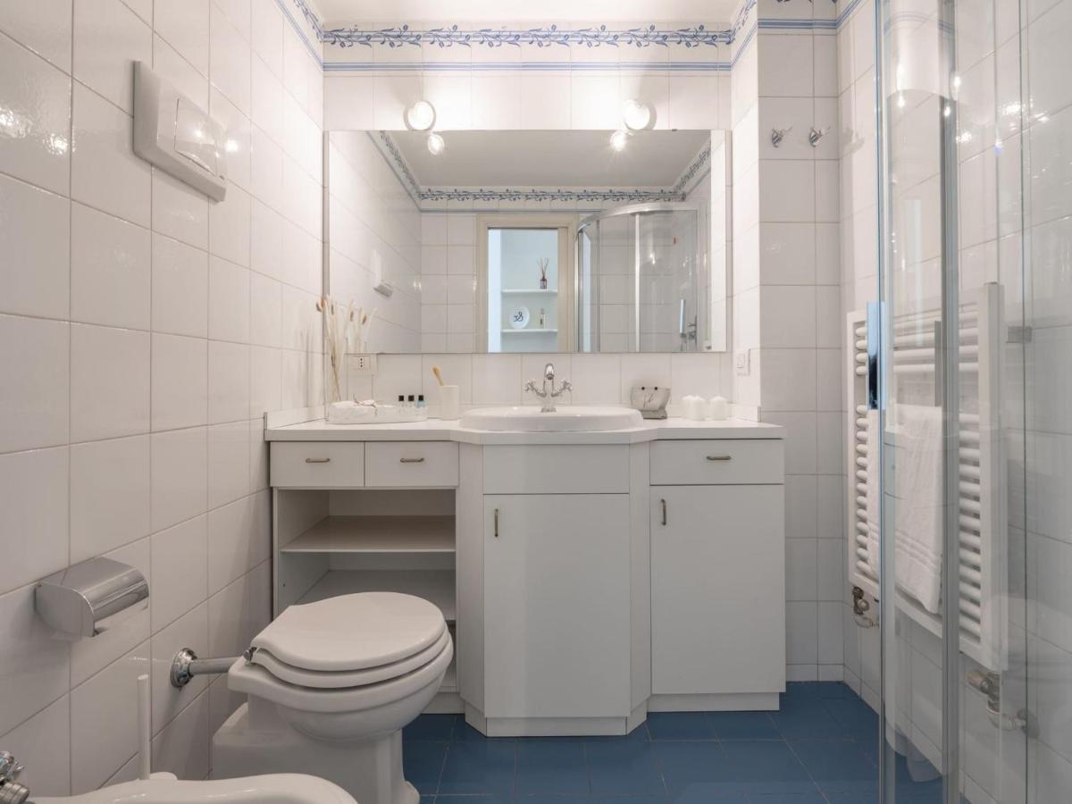 The Best Rent - Gorgeous Two-Bedroom Apartment In Porta Nuova District Μιλάνο Εξωτερικό φωτογραφία